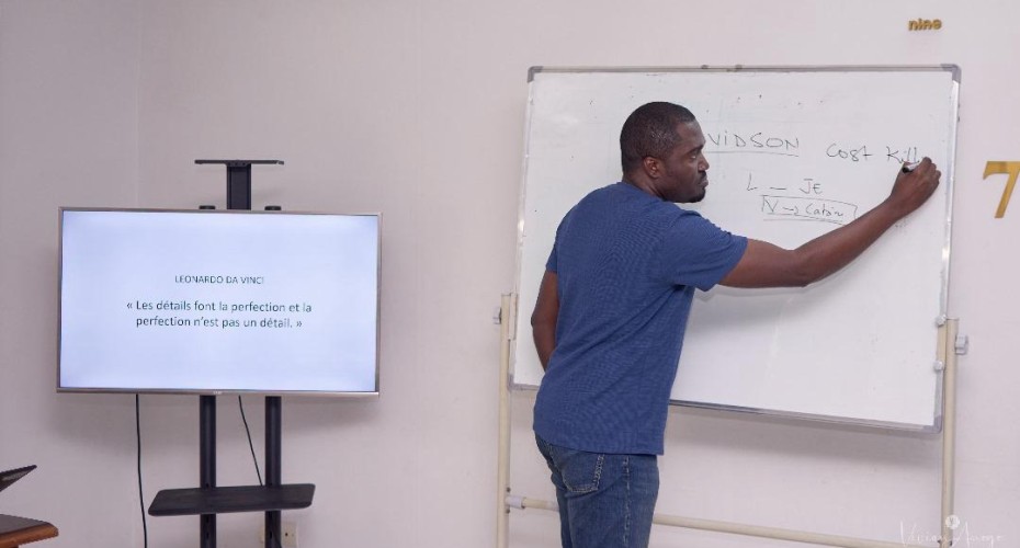 whatsapp image026 047 at 10.29.44  