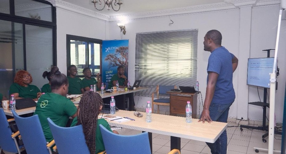 whatsapp image026 047 at 10.30.39  